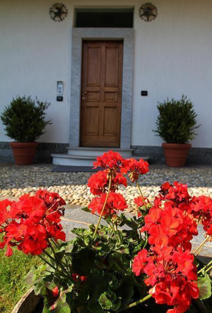 B&B Marge Oltrona di San Mamette Exterior foto